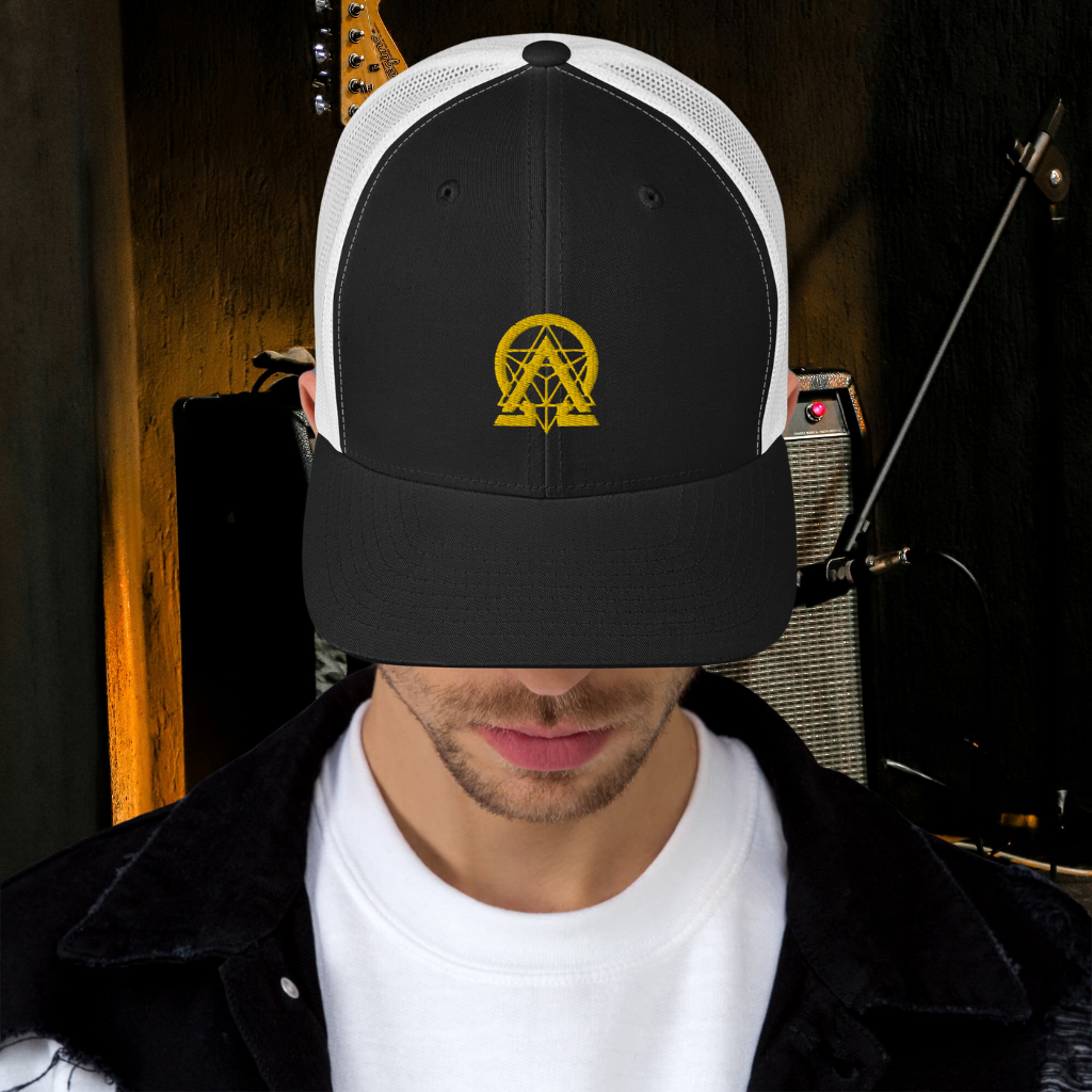 RNC Essential Artist's Trucker Cap black detail product image.