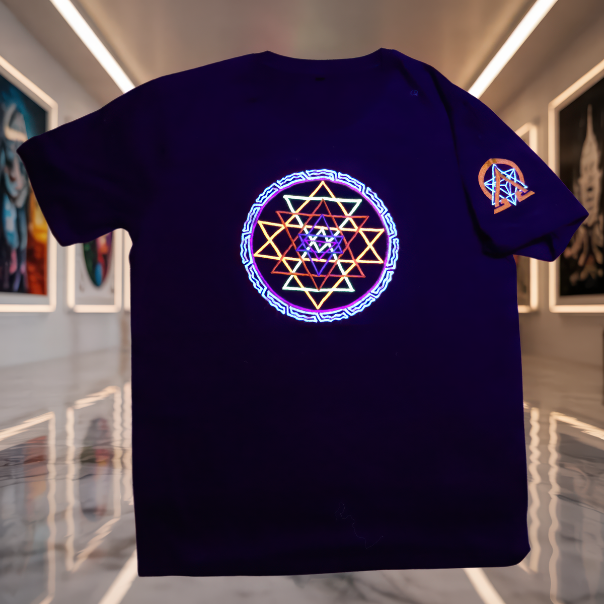 UV-T-Shirt „Sri Yantra“ – Detail
